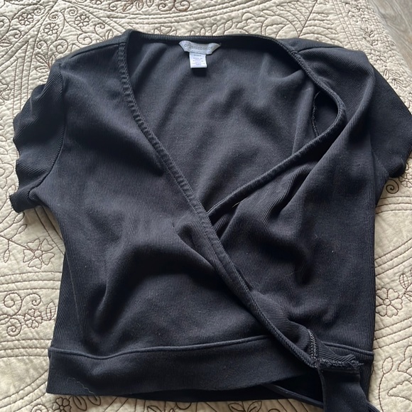 Organic Basics Core Rib Wrap Crop Top - Picture 4 of 6